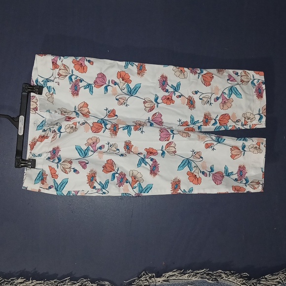 GUC St John's Bay white  Capri  denim pants size 8 - Picture 3 of 5